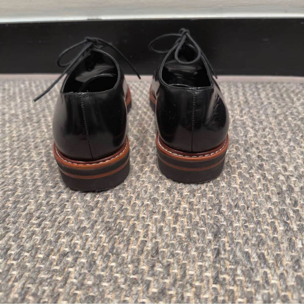 Stuart Weitzman Black Patent Leather Oxfords Brown Stripe Soles Shoes Size 7.5 - Picture 5 of 14